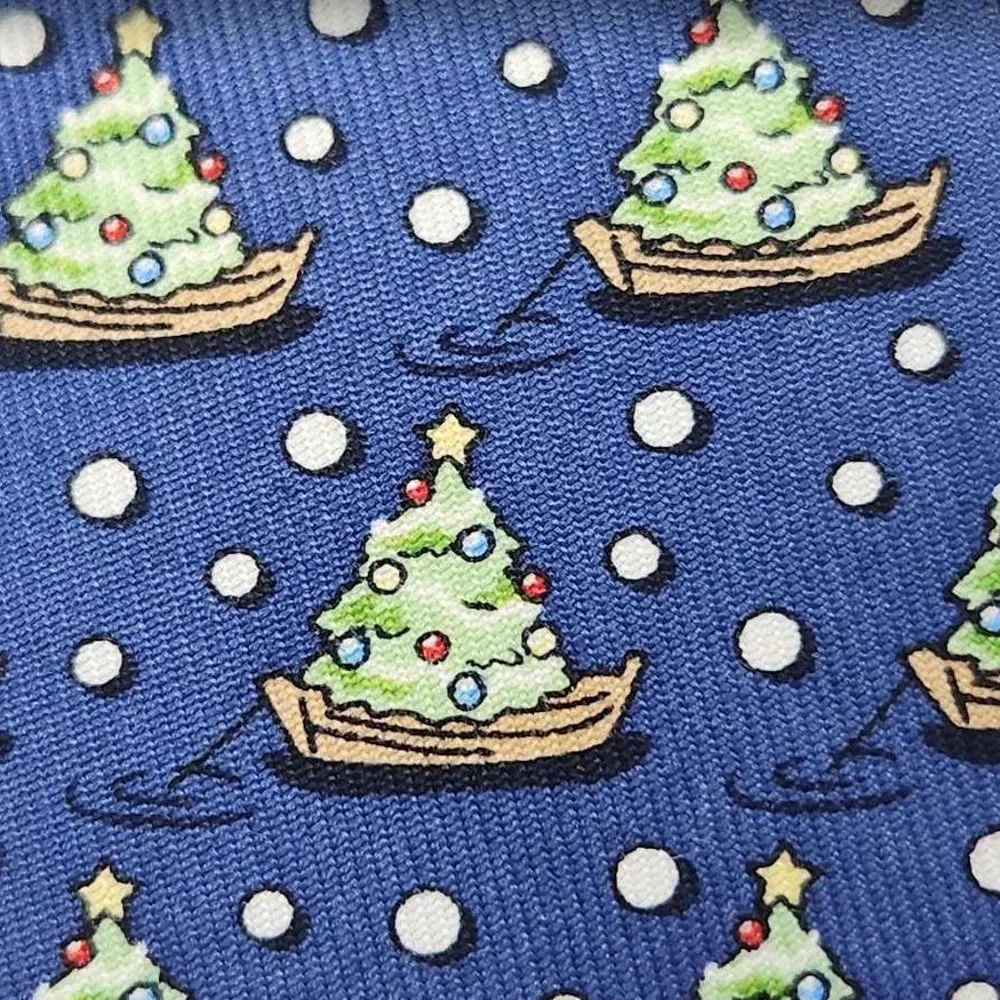 New boys Vineyard Vines Tree & Boat Christmas tie